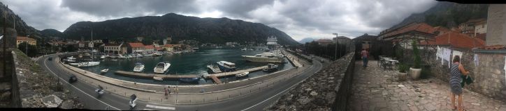 44167174_819910721733668_3254481773140115456_n